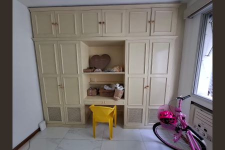 Apartamento à venda com 100m², 3 quartos e 1 vaga Apartamento à venda com 100m², 3 quartos e 1 vagaQuarto 1