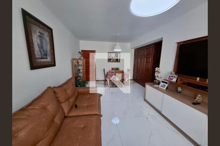 Apartamento à venda com 100m², 3 quartos e 1 vaga Apartamento à venda com 100m², 3 quartos e 1 vagaSala