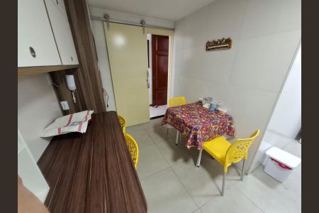 Apartamento à venda com 100m², 3 quartos e 1 vaga Apartamento à venda com 100m², 3 quartos e 1 vagaCozinha