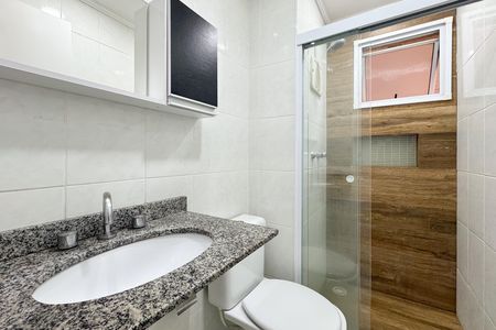 Apartamento para alugar com 52m², 2 quartos e 1 vaga Apartamento para alugar com 52m², 2 quartos e 1 vagaBanheiro Social