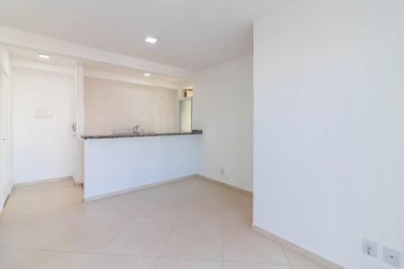 Sala de apartamento para alugar com 3 quartos, 68m² em Vila Amalia (zona Norte), São Paulo