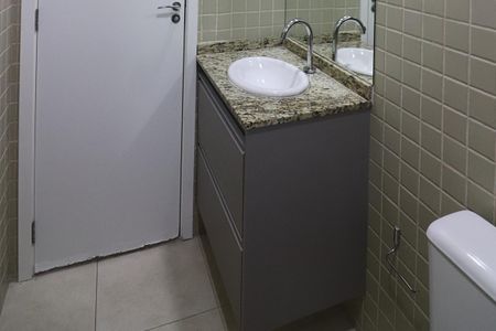 Apartamento à venda com 54m², 2 quartos e 1 vagaBanheiro Social