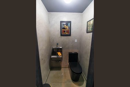 Casa à venda com 260m², 1 quarto e 4 vagas Casa à venda com 260m², 1 quarto e 4 vagasBanheiro 1