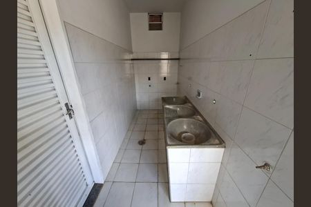 Casa para alugar com 50m², 4 quartos e 1 vaga
