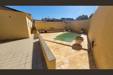 Casa para alugar com 50m², 4 quartos e 1 vaga