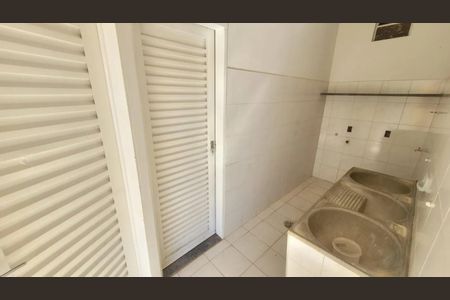 Casa para alugar com 50m², 4 quartos e 1 vaga