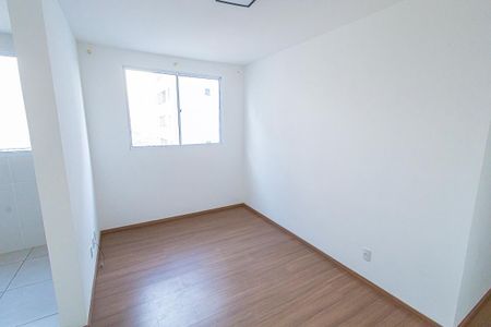Sala de apartamento para alugar com 2 quartos, 40m² em São Damião, Belo Horizonte