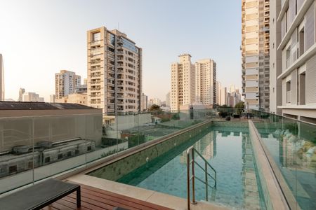Studio à venda com 27m², 1 quarto e sem vagaPiscina