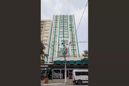 Apartamento para alugar com 75m², 3 quartos e 1 vaga Apartamento para alugar com 75m², 3 quartos e 1 vagaFachada