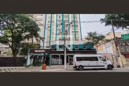 Apartamento para alugar com 75m², 3 quartos e 1 vaga Apartamento para alugar com 75m², 3 quartos e 1 vagaFachada