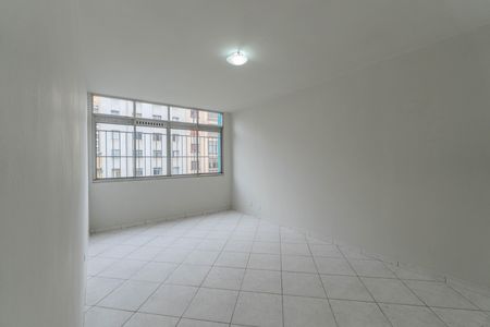 Apartamento para alugar com 75m², 3 quartos e 1 vaga Apartamento para alugar com 75m², 3 quartos e 1 vagaSala