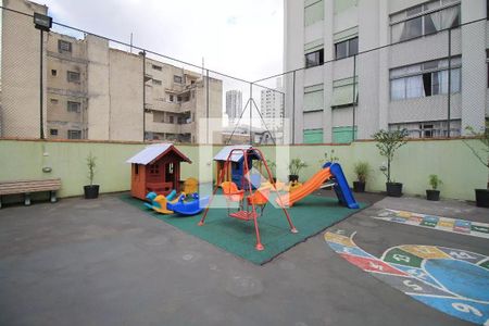 Apartamento para alugar com 75m², 3 quartos e 1 vaga Apartamento para alugar com 75m², 3 quartos e 1 vagaÁrea comum - Playground