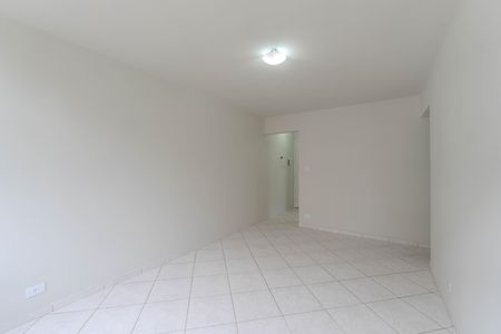 Apartamento para alugar com 75m², 3 quartos e 1 vaga Apartamento para alugar com 75m², 3 quartos e 1 vagaSala