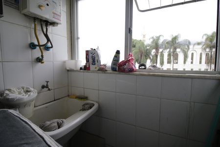 Apartamento para alugar com 70m², 3 quartos e sem vagaÁrea de Serviço