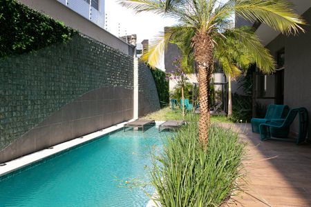 Studio para alugar com 23m², 1 quarto e sem vaga Studio para alugar com 23m², 1 quarto e sem vagaÁrea comum - Piscina