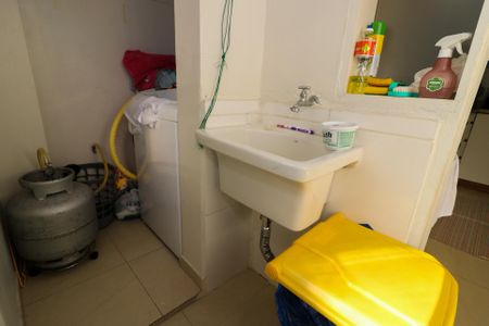 Apartamento à venda com 69m², 2 quartos e sem vagaÁrea de Serviço