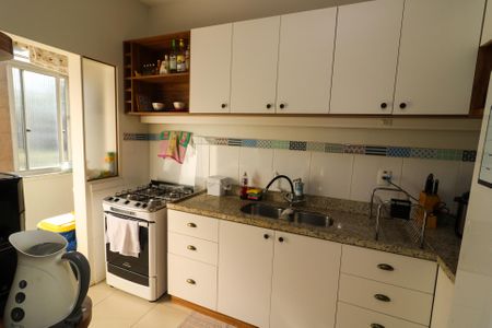 Apartamento à venda com 69m², 2 quartos e sem vagaCozinha