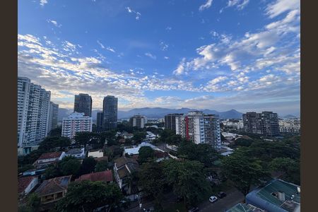 Apartamento à venda com 80m², 3 quartos e 1 vagaVaranda