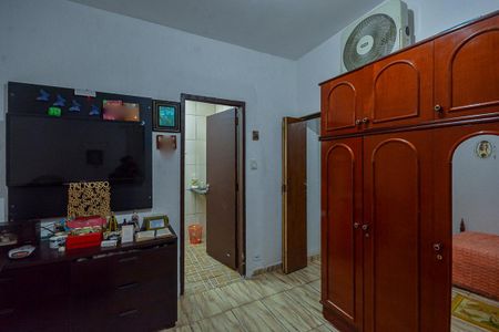 Casa para alugar com 250m², 3 quartos e 3 vagas Casa para alugar com 250m², 3 quartos e 3 vagasSuíte