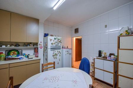 Casa para alugar com 250m², 3 quartos e 3 vagas Casa para alugar com 250m², 3 quartos e 3 vagasCozinha
