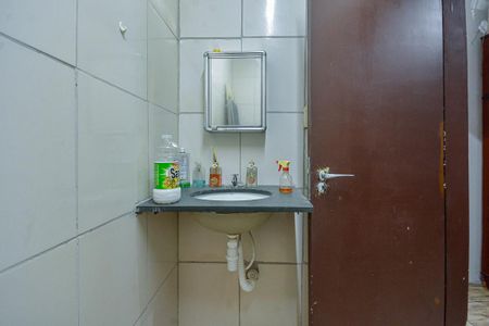 Banheiro da Suíte de casa para alugar com 3 quartos, 250m² em Jardim Guarapiranga, São Paulo
