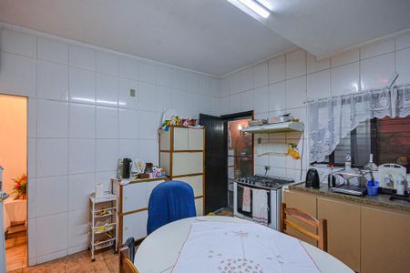 Casa para alugar com 250m², 3 quartos e 3 vagas Casa para alugar com 250m², 3 quartos e 3 vagasCozinha