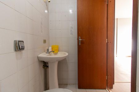 Apartamento para alugar com 67m², 3 quartos e 1 vaga Apartamento para alugar com 67m², 3 quartos e 1 vagaBanheiro Corredor