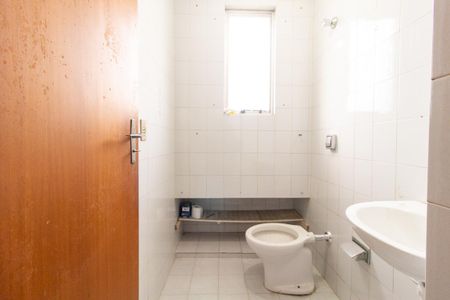 Apartamento para alugar com 67m², 3 quartos e 1 vaga Apartamento para alugar com 67m², 3 quartos e 1 vagaBanheiro da Suíte