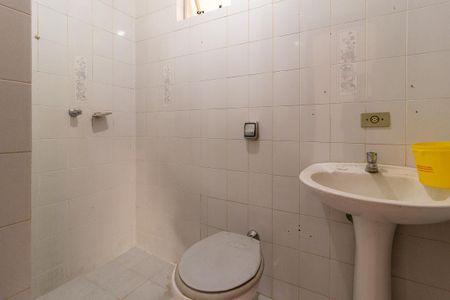 Apartamento para alugar com 67m², 3 quartos e 1 vaga Apartamento para alugar com 67m², 3 quartos e 1 vagaBanheiro Corredor