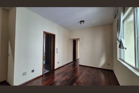 Apartamento para alugar com 80m², 3 quartos e 1 vaga