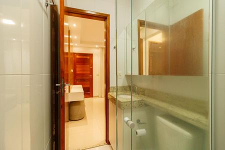 Apartamento para alugar com 43m², 2 quartos e 1 vaga Apartamento para alugar com 43m², 2 quartos e 1 vagaBanheiro