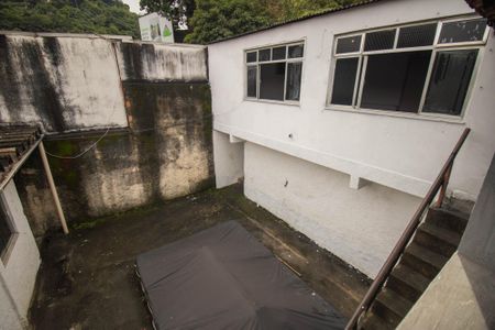 Casa para alugar com 80m², 2 quartos e sem vaga Casa para alugar com 80m², 2 quartos e sem vagaVaranda