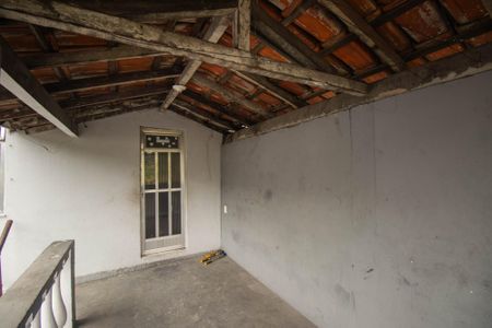 Casa para alugar com 80m², 2 quartos e sem vaga Casa para alugar com 80m², 2 quartos e sem vagaVaranda