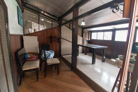 Casa à venda com 152m², 5 quartos e 1 vaga Casa à venda com 152m², 5 quartos e 1 vagaVaranda da Sala