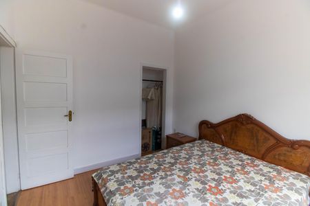 Casa à venda com 152m², 5 quartos e 1 vaga Casa à venda com 152m², 5 quartos e 1 vagaQuarto 1