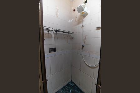 Casa à venda com 152m², 5 quartos e 1 vaga Casa à venda com 152m², 5 quartos e 1 vagaBanheiro