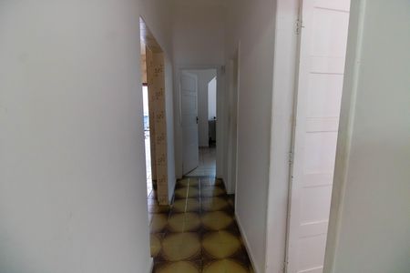 Casa à venda com 152m², 5 quartos e 1 vaga Casa à venda com 152m², 5 quartos e 1 vagaCorredor