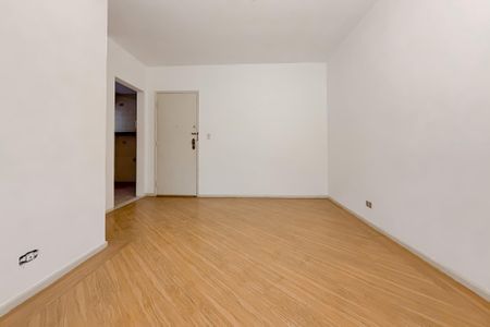 Sala de apartamento para alugar com 2 quartos, 58m² em Liberdade, São Paulo