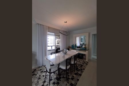 Apartamento à venda com 115m², 3 quartos e 2 vagas Apartamento à venda com 115m², 3 quartos e 2 vagasSala