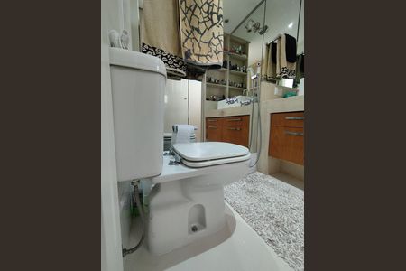 Apartamento à venda com 115m², 3 quartos e 2 vagas Apartamento à venda com 115m², 3 quartos e 2 vagasBanheiro - torneira