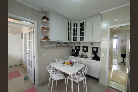 Apartamento à venda com 115m², 3 quartos e 2 vagas Apartamento à venda com 115m², 3 quartos e 2 vagasCozinha - Torneira