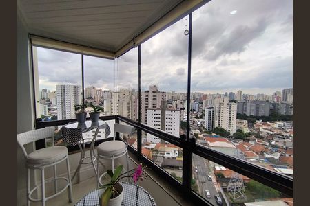 Apartamento à venda com 115m², 3 quartos e 2 vagas Apartamento à venda com 115m², 3 quartos e 2 vagasVaranda da Sala