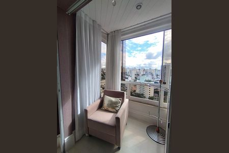 Apartamento à venda com 115m², 3 quartos e 2 vagas Apartamento à venda com 115m², 3 quartos e 2 vagasVaranda da Suíte
