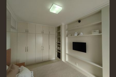 Apartamento à venda com 115m², 3 quartos e 2 vagas Apartamento à venda com 115m², 3 quartos e 2 vagasSuíte