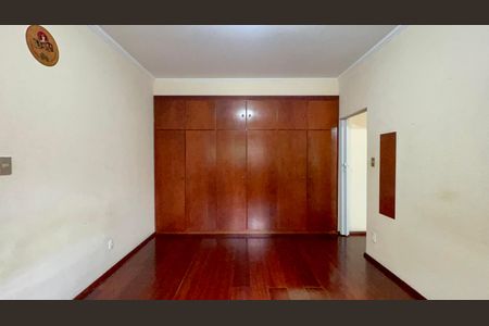 Apartamento à venda com 138m², 3 quartos e sem vagaSuite