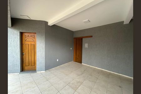 Casa à venda com 100m², 3 quartos e 2 vagas