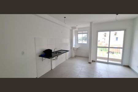 Apartamento para alugar com 50m², 2 quartos e 1 vaga Apartamento para alugar com 50m², 2 quartos e 1 vagaCozinha e Área de Serviço