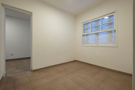 Casa para alugar com 94m², 2 quartos e 1 vaga Casa para alugar com 94m², 2 quartos e 1 vagaSuíte