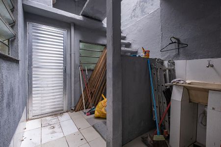 Casa para alugar com 94m², 2 quartos e 1 vaga Casa para alugar com 94m², 2 quartos e 1 vagaÁrea de Serviço