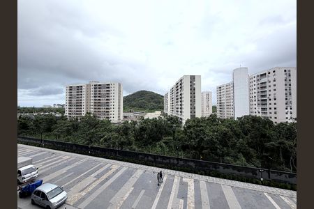 Apartamento para alugar com 65m², 3 quartos e 1 vagaÁrea de Serviço